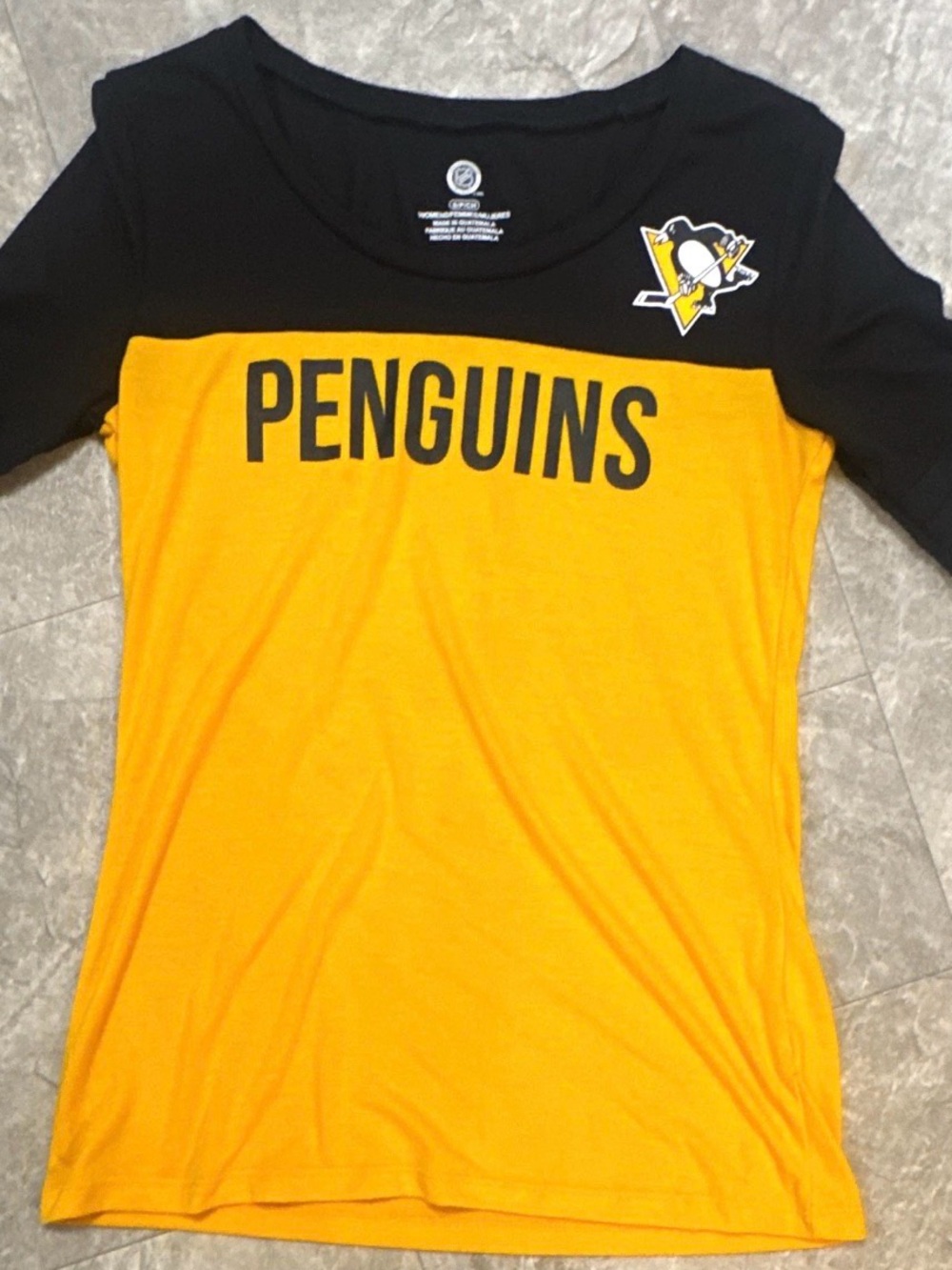 NHL Black & Gold Penguins Short Sleeve Tee